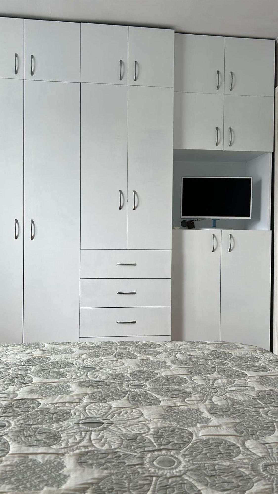 Harmony Luisa Apartment #Enjoy#Otopeni# Buitenkant foto